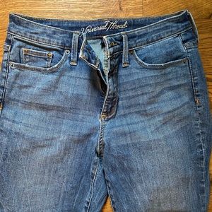 Women’s Universal Thread Jeans. Lightly worn. Distressed look